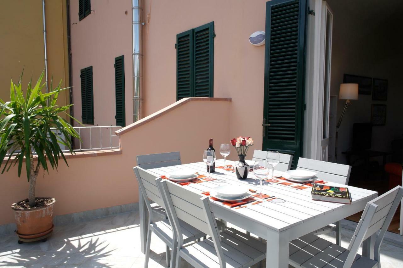 Yourhomeinlucca La Terrazza Buitenkant foto